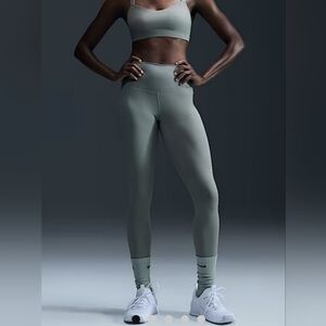 Nike ZenvyWomen High-Waisted 7/8 Leggings Large New Light Army/Black  DQ6015-320